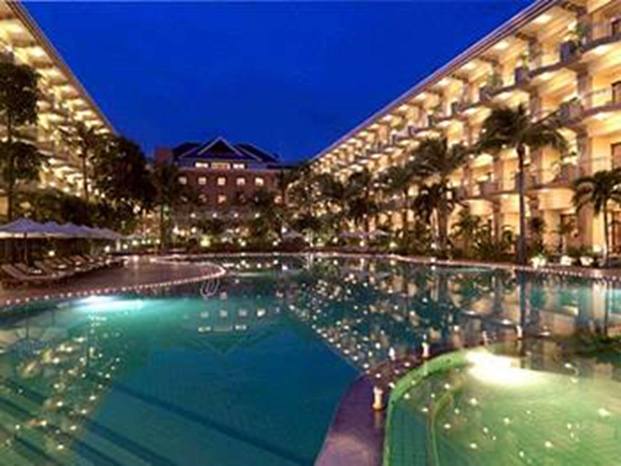 Angkor Howard Hotel Siem Reap Exterior foto