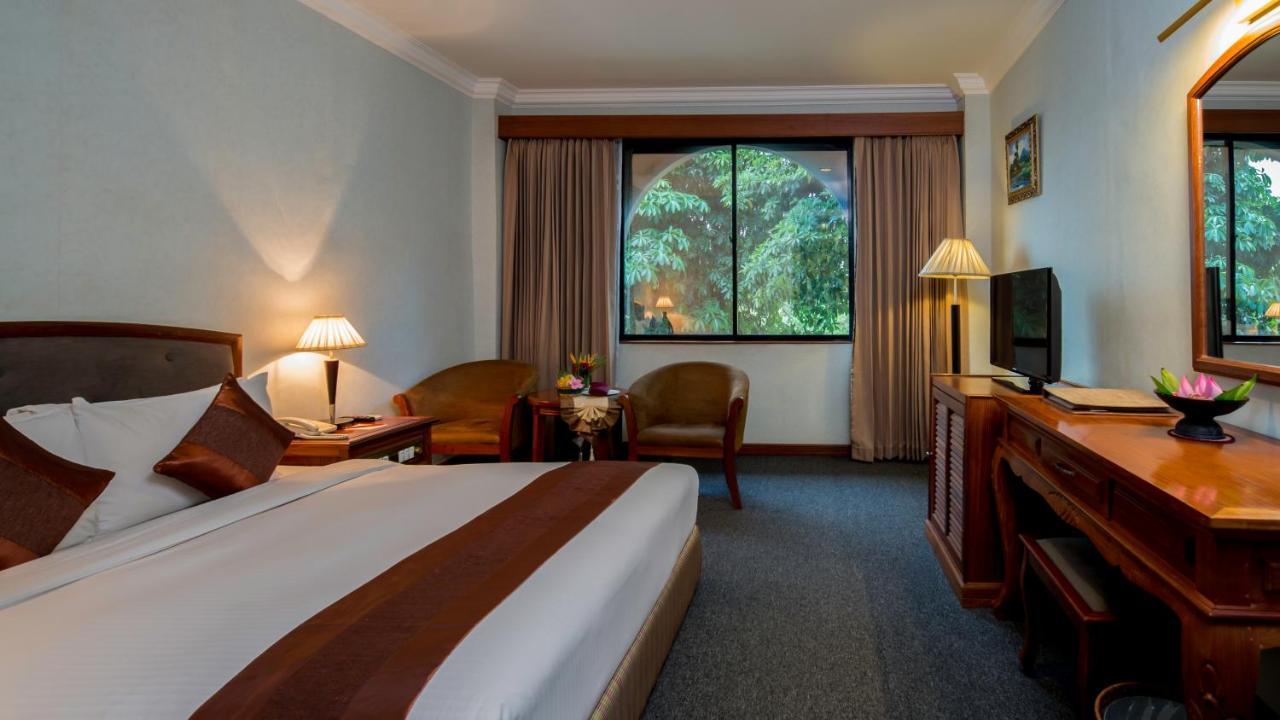 Angkor Howard Hotel Siem Reap Exterior foto